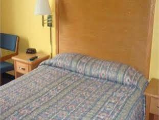 American Best Value Inn Lawrence Buitenkant foto