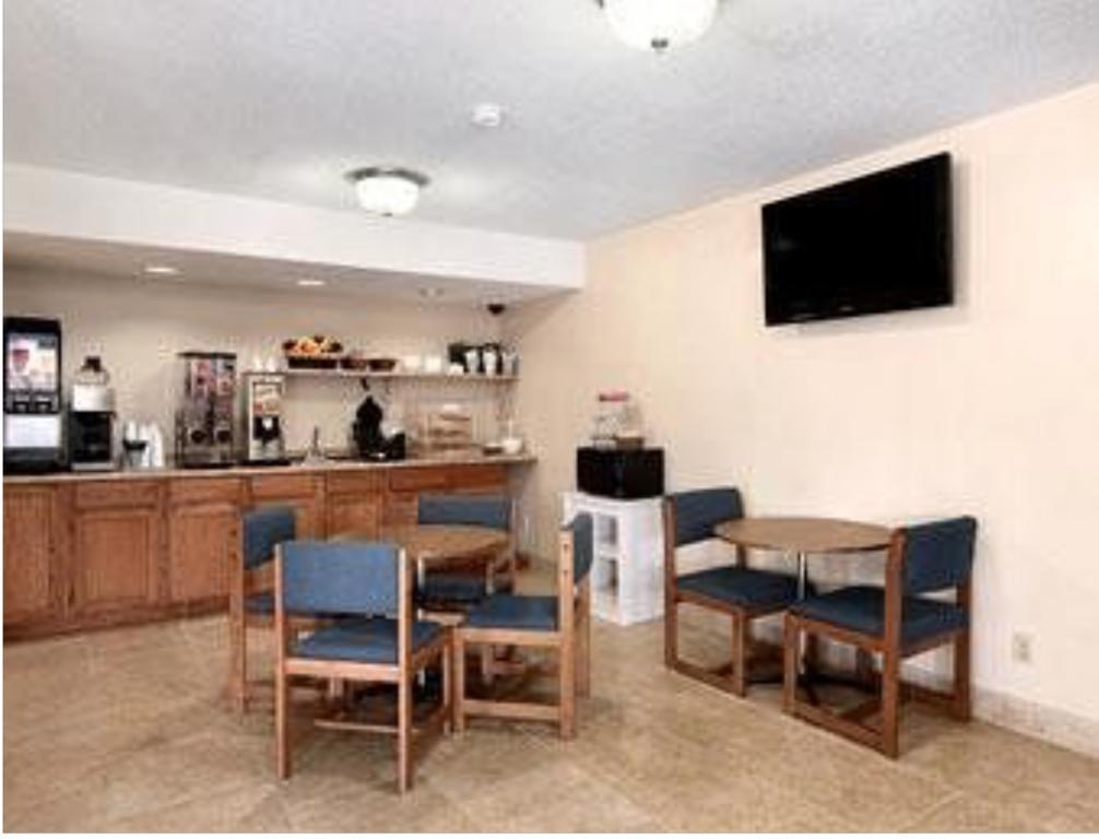 American Best Value Inn Lawrence Buitenkant foto